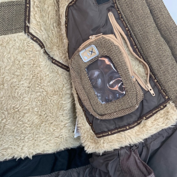 Powder room vest - Picture 7 of 10